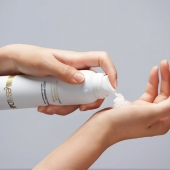 Массажная пена Fizzy Massage Foam - 150 мл. - YESforLOV - купить с доставкой в Сургуте
