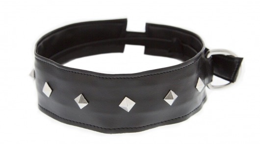 Полиуретановый ошейник с пуклями Collar with Studs - Blush Novelties - купить с доставкой в Сургуте